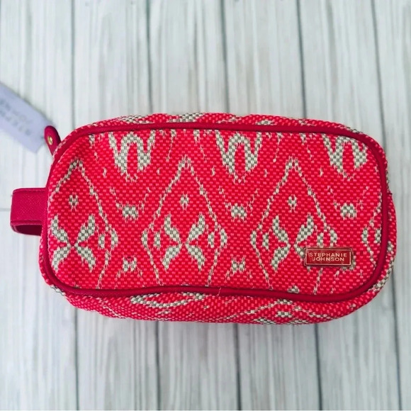 NWT | Stephanie Johnson | Make-Up Toiletry Travel Bag Pink Ikat Print - Picture 1 of 3